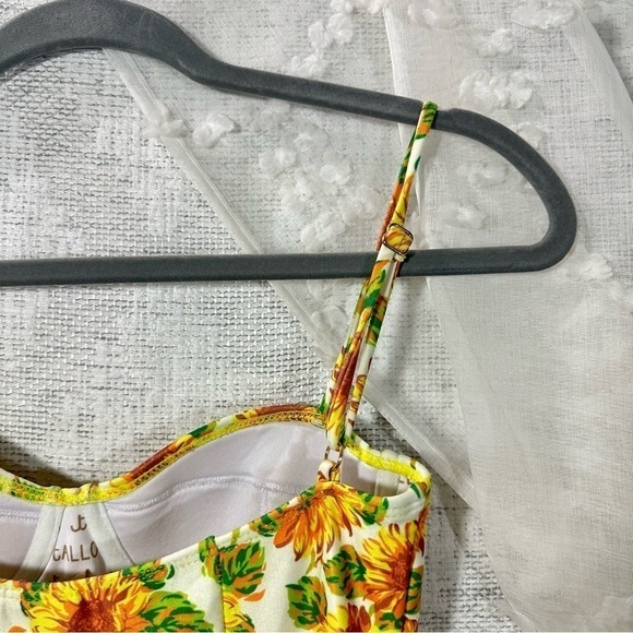Tallow by free people sunflower floral ruffle one piece bathing suit size 2 - Picture 4 of 8